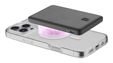 Cellularline Power Bank MAGSAFE 5000 Power Bank MagSafe 5.000 è il caricabatterie wireless e portatile con tecnologia MagSafe da 7.5W. Grazie al suo design compatto e finiture soft touch, è perfetto p