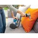 Black & Decker CUA525BH-QW scopa elettrica Aspirapolvere verticale Batteria Secco Ciclonico Senza sacchetto 1 L Blu, Titanio 2,5 Ah 24