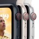 Apple Watch SE GPS + Cellular 40mm Cassa in Alluminio color Galassia con Cinturino Sport Band Galassia - Regular 4