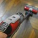 Hoover HF910H 011 Aspirapolvere elettrica Batteria Secco EPA Senza sacchetto 0,7 L 350 W Rosso, Titanio 4 Ah 24