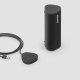 Sonos Ricarica il tuo speaker portatile Roam in tutta semplicità con l'apposito caricabatterie wireless a induzione magnetica. 3