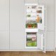 Bosch Serie 2 KIV865SE0 frigorifero con congelatore Libera installazione 267 L E Bianco 3