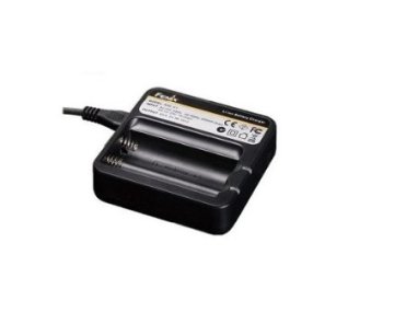 Fenix ARE-C1 carica batterie