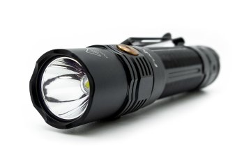 Fenix PD36R torcia Nero Torcia a mano LED