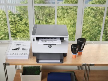 HP OfficeJet Pro Stampante multifunzione HP 8132e, Colore, Stampante per Casa, Stampa, copia, scansione, fax, idonea a HP Instant Ink; alimentatore automatico di documenti; touchscreen; Modalità silen