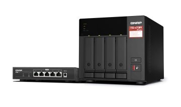 QNAP TS-473A + QSW-1105-5T Bundle Pack NAS Tower Ryzen Embedded V1500B 8 GB DDR4 0 TB QNAP Turbo System Nero