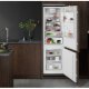 AEG Series 8000 SCE818E8MF frigorifero con congelatore Da incasso 244 L E Bianco 10