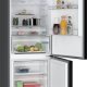 Siemens iQ300 KG49NXXCF frigorifero con congelatore Libera installazione 440 L C Nero, Acciaio inox 3