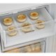 Whirlpool W5 821E W UK frigorifero con congelatore Libera installazione 339 L E Bianco 9