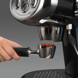 Macchine da caffè e microonde ad incasso