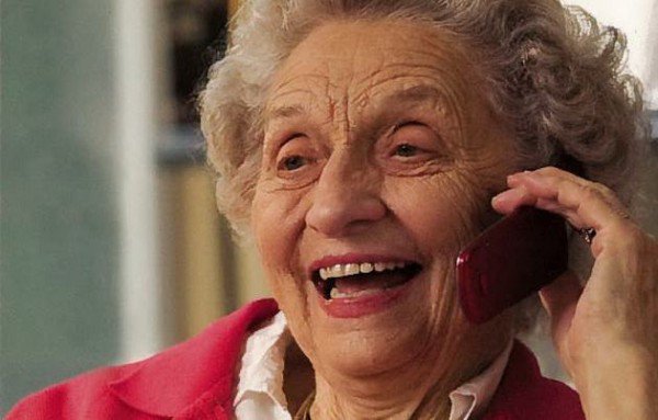 Smartphone SAIET: da Radionovelli ecco il dispositivo che avvicina i vostri cari (anche in vacanza!)