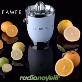 Spremiagrumi Smeg Tritan(R)