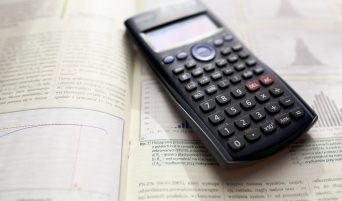 Maturità 2017 : promossa la calcolatrice scientifica. Da Radionovelli tornano CASIO e CANON