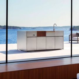 Röshults, outdoor elegance.