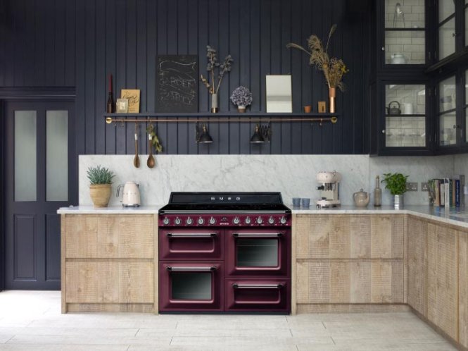 Ogni cucina ha la sua personalità. La tua ha Smeg.