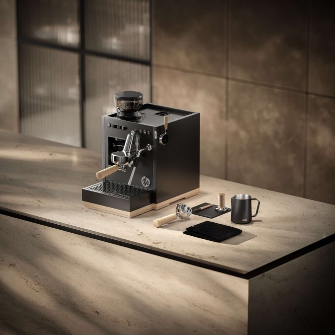 Loewe aura.pure: La pura perfezione del caffè a casa vostra.