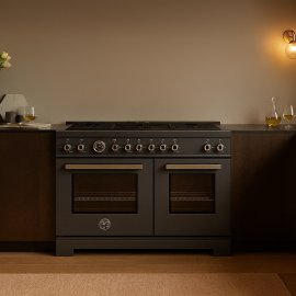Esplora l’eleganza della Finitura Carbonio con Bertazzoni